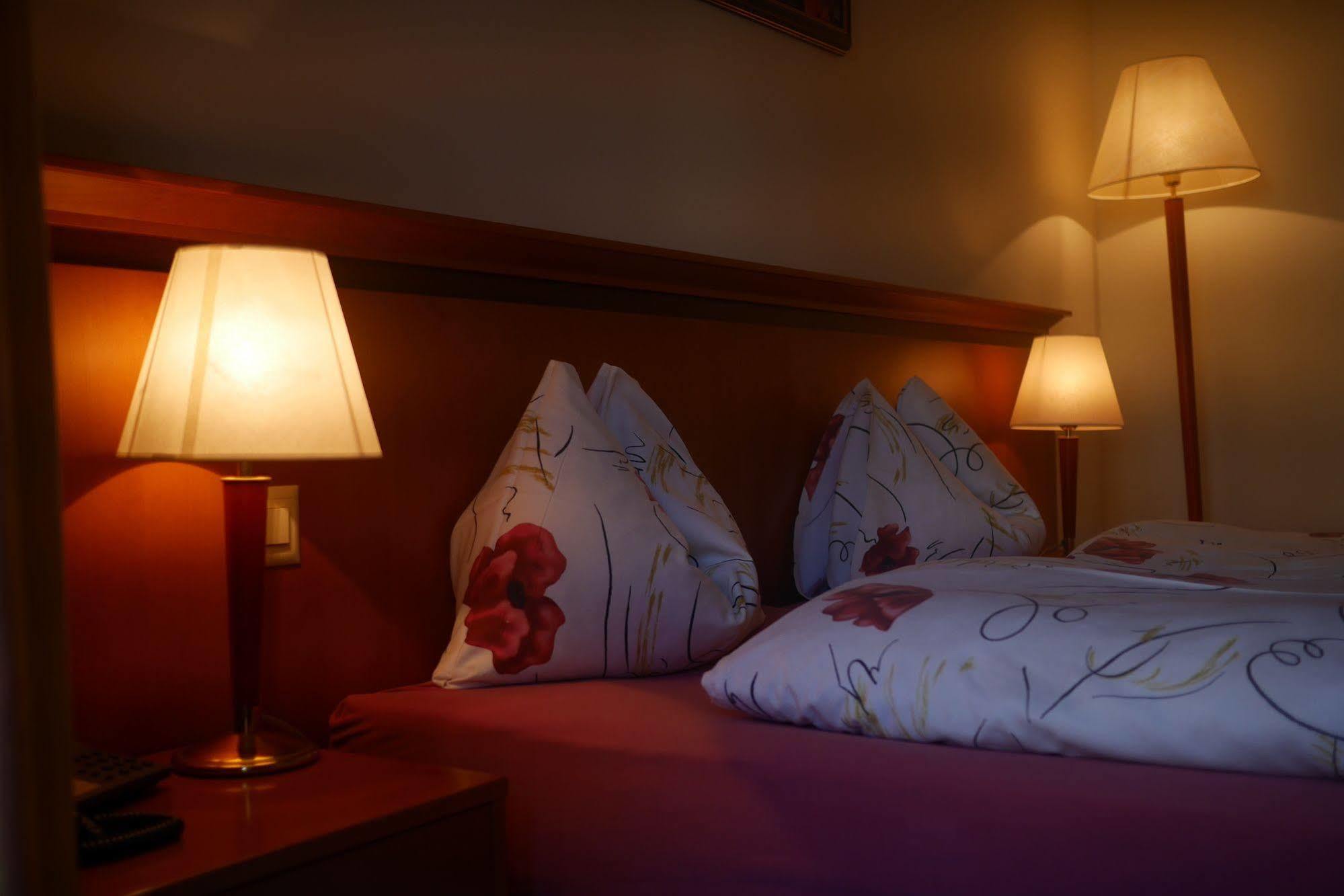 Auberge Communale A L'Union Gilly エクステリア 写真
